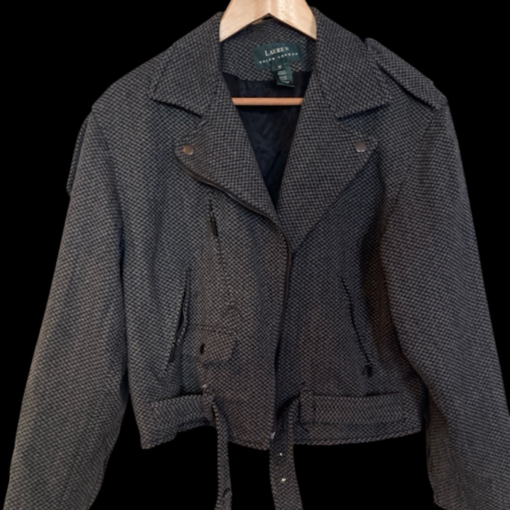 Motorcycle Long Sleeve Jacket in Black and Gray Stylish Design